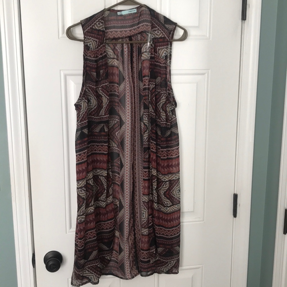 Sleeveless long cardigan
